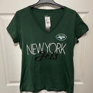 G-III Official NFL Women's Green New York Jets V-Neck Tee | Size LG